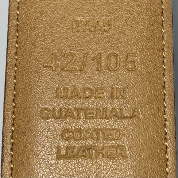 Coated Leather Belt in Black w/ Silvertone Buckle 1.25 Inches Wide Size 42 - Picture 3 of 9